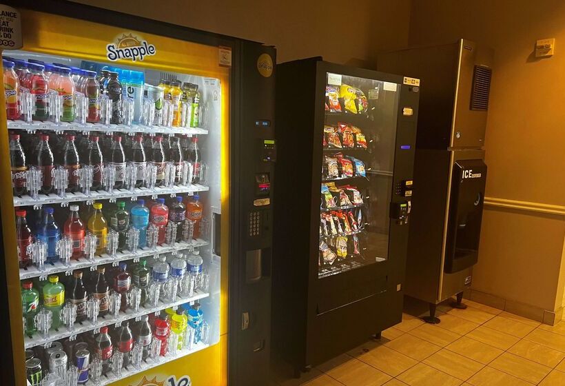 בית מלון כפרי Baymont By Wyndham Brenham