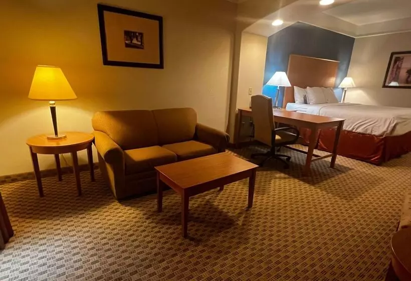 בית מלון כפרי Baymont By Wyndham Brenham