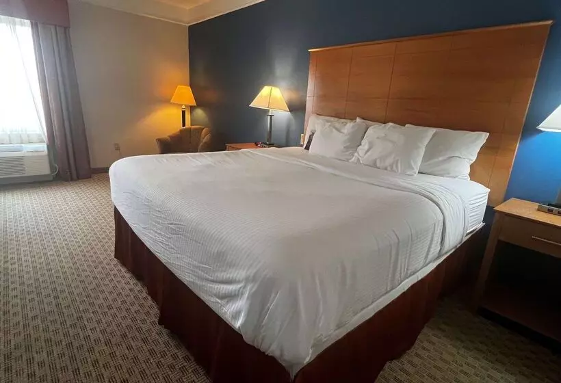 בית מלון כפרי Baymont By Wyndham Brenham