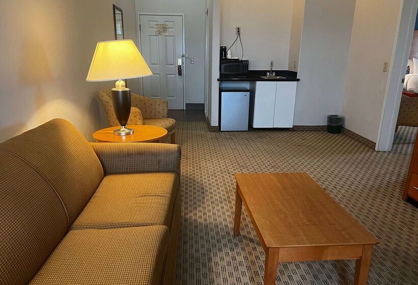 בית מלון כפרי Baymont By Wyndham Brenham