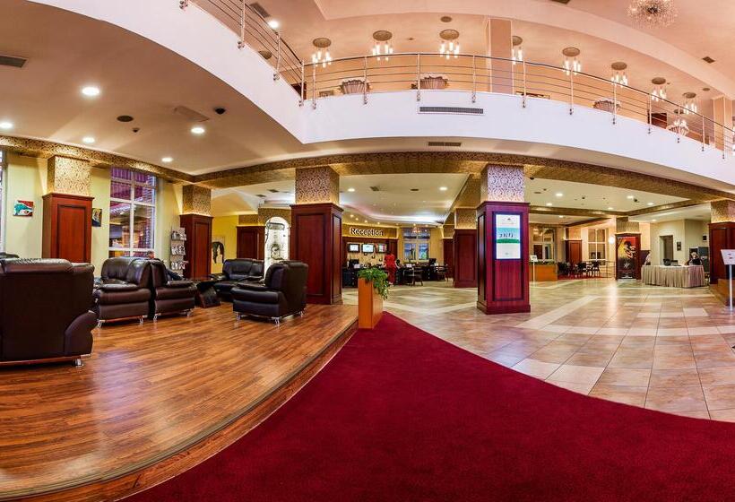 هتل Caro Horoscop