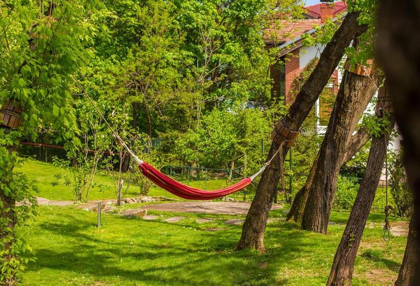 هتل Caro Horoscop