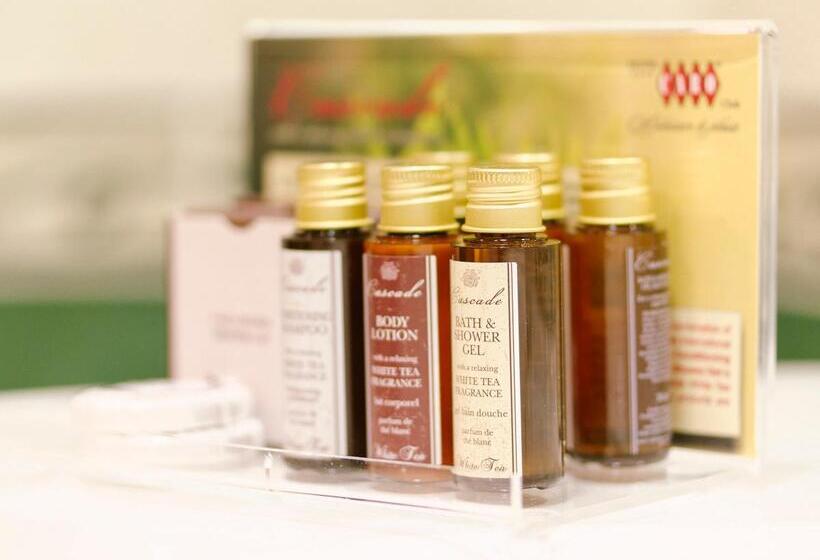 هتل Caro Horoscop