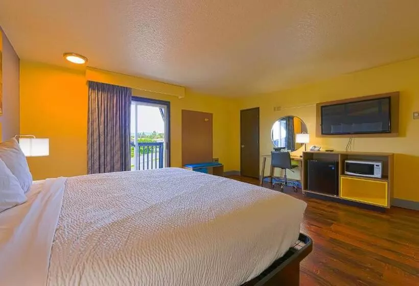 Otel Coastal Inn By Oyo Lincoln City Oregon Coast Hwy