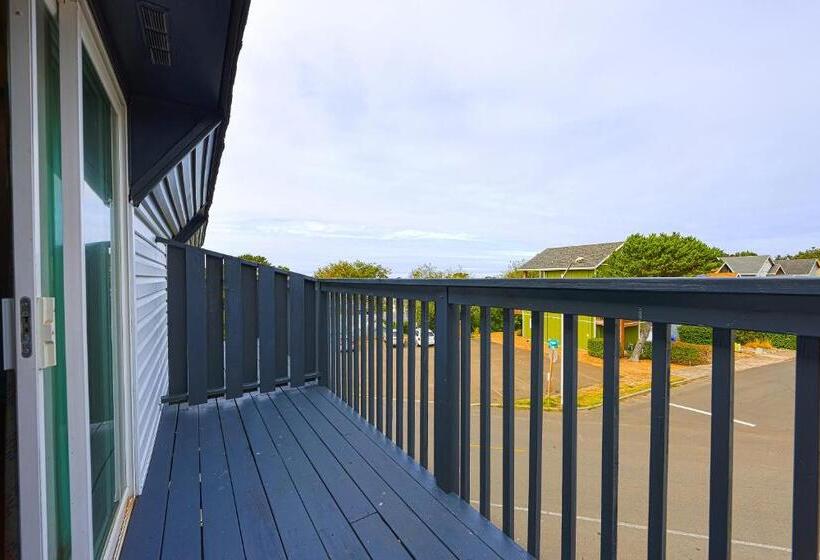 ホテル Coastal Inn By Oyo Lincoln City Oregon Coast Hwy