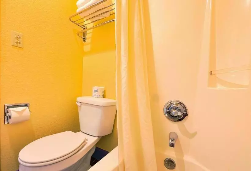 Otel Coastal Inn By Oyo Lincoln City Oregon Coast Hwy