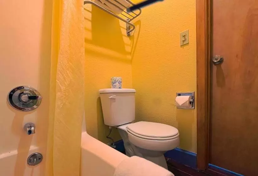 Otel Coastal Inn By Oyo Lincoln City Oregon Coast Hwy