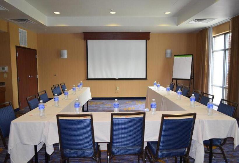 Отель Courtyard By Marriott Winchester Medical Center