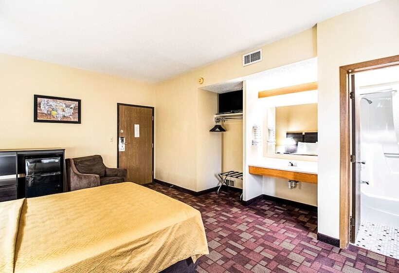 فندق Econo Lodge