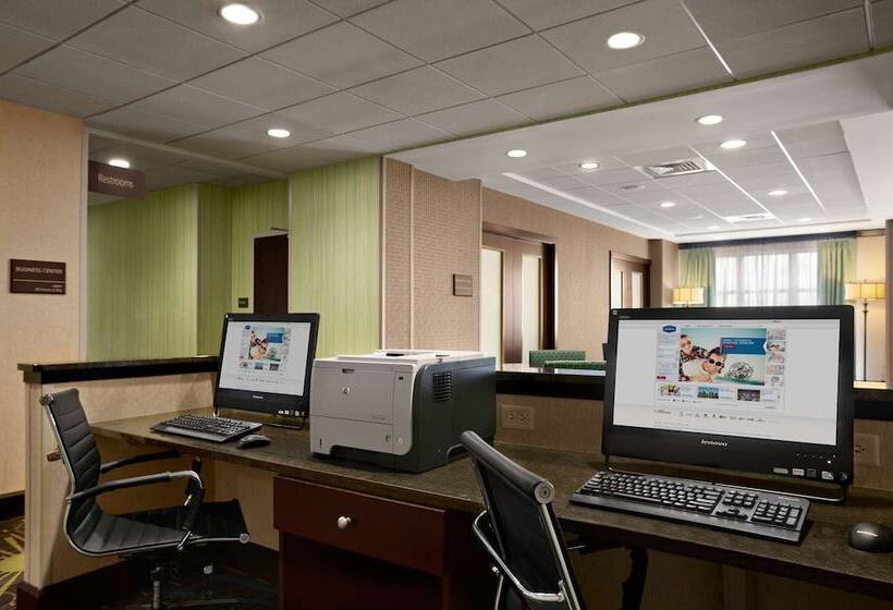 בית מלון כפרי Hampton Inn Belton/kansas City Area