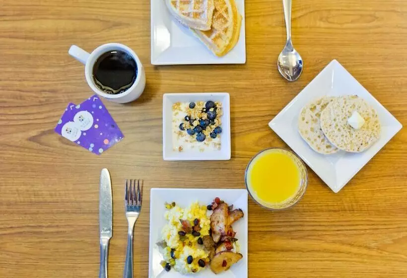 בית מלון כפרי Hyatt Place Pensacola Airport