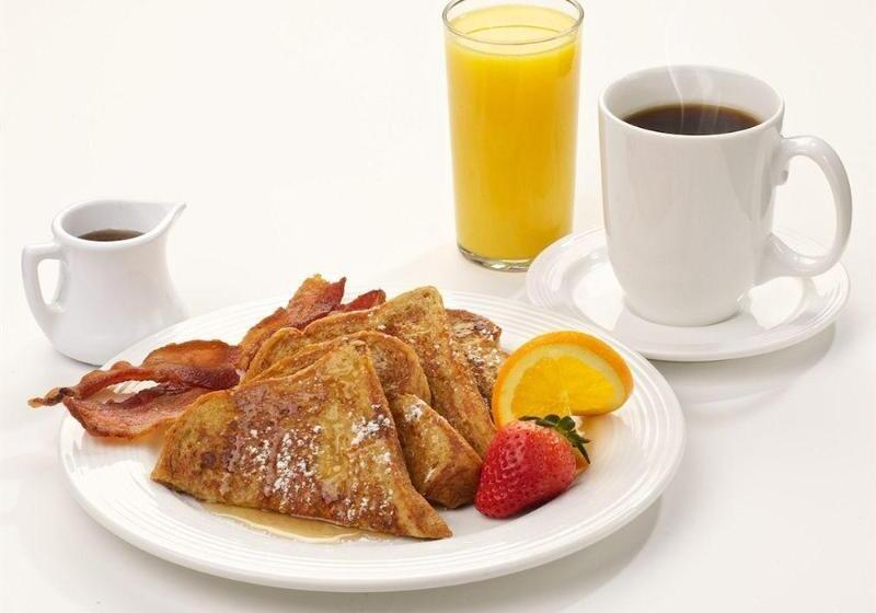 ホテル Prairie Meadows Casino Racetrack And