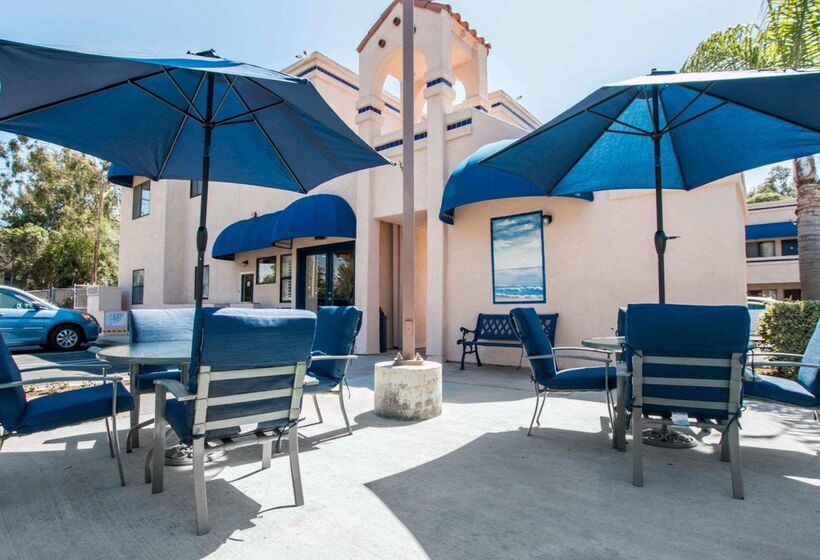 בית מלון כפרי Rodeway Inn Encinitas North