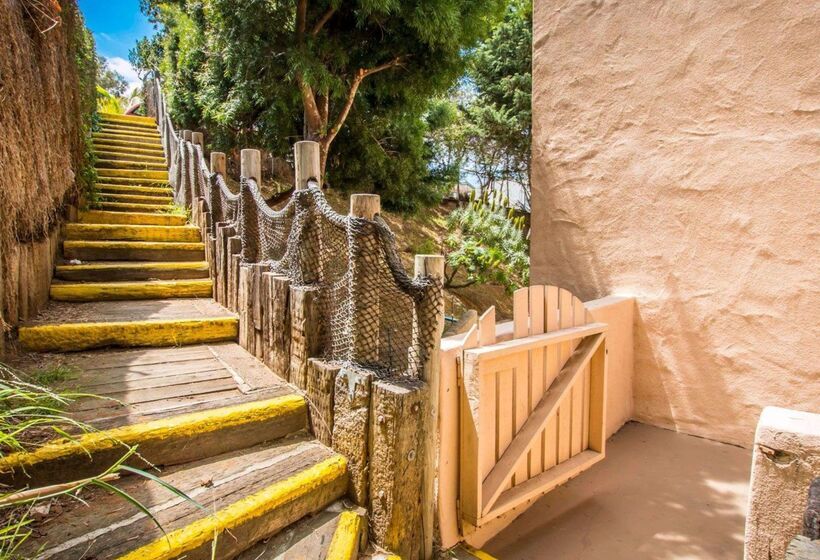 בית מלון כפרי Rodeway Inn Encinitas North