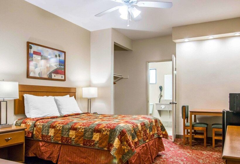 בית מלון כפרי Rodeway Inn Encinitas North