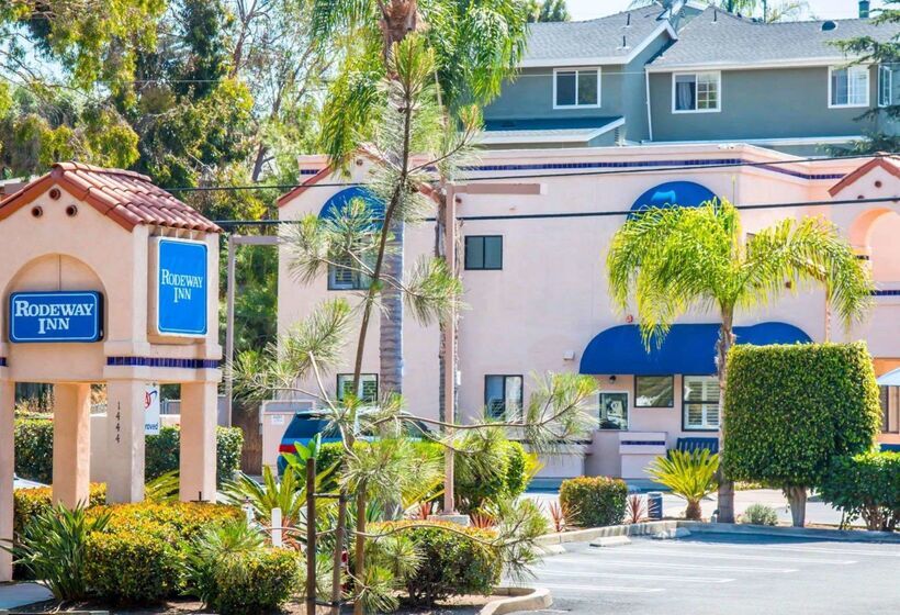 בית מלון כפרי Rodeway Inn Encinitas North