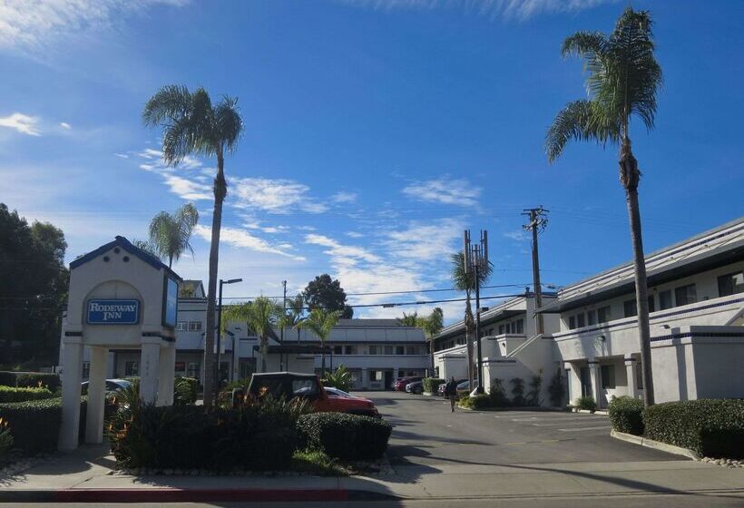 בית מלון כפרי Rodeway Inn Encinitas North