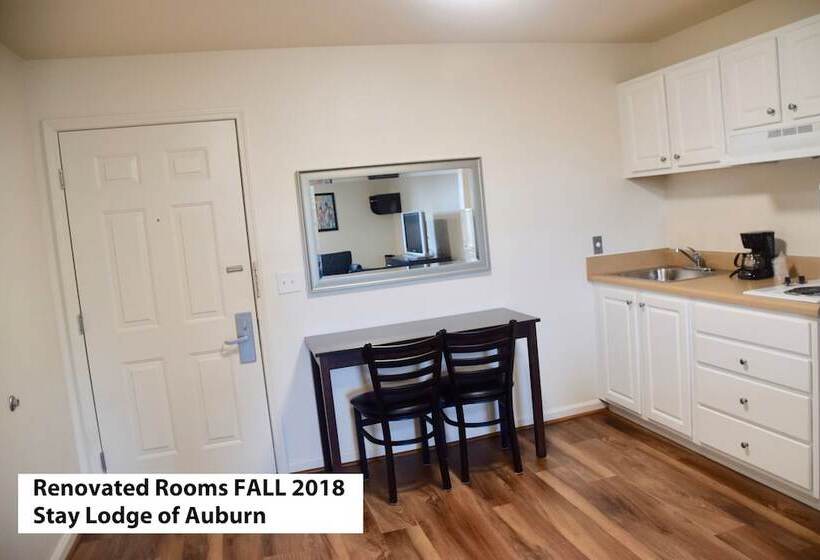 호텔 Stay Plus Extended Stay Suites