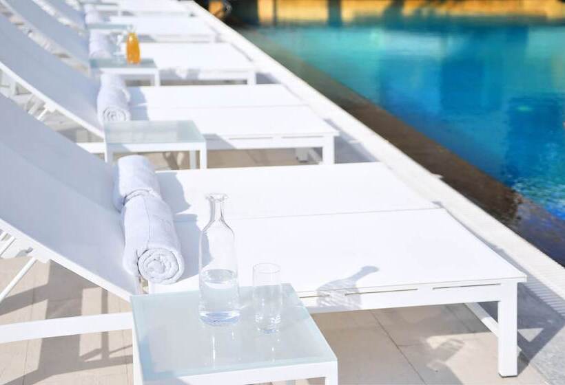 Sun City Hotel   The Gabriel