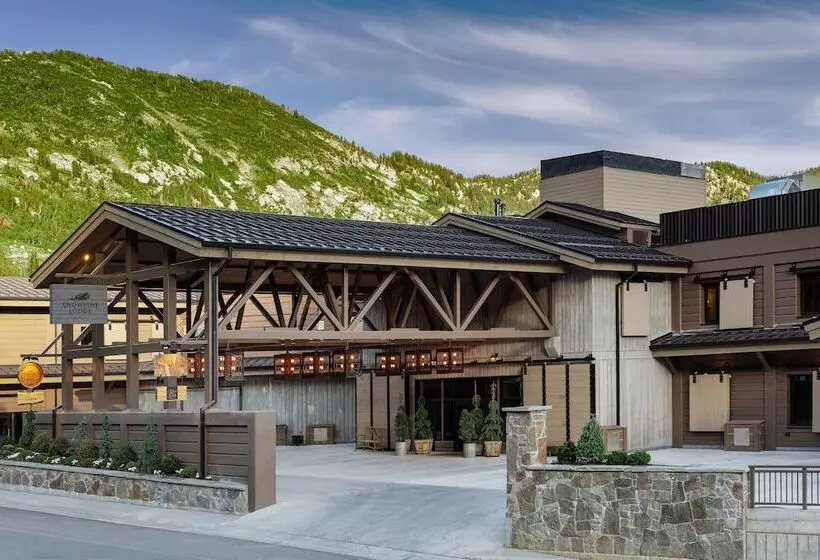 ホテル The Snowpine Lodge