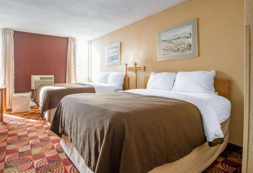 فندق Wingate By Wyndham Sheboygan