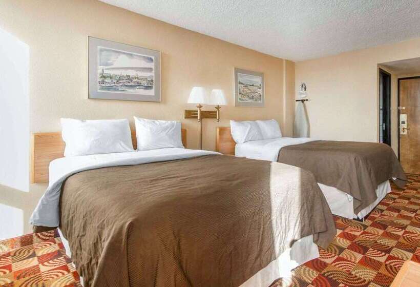 فندق Wingate By Wyndham Sheboygan