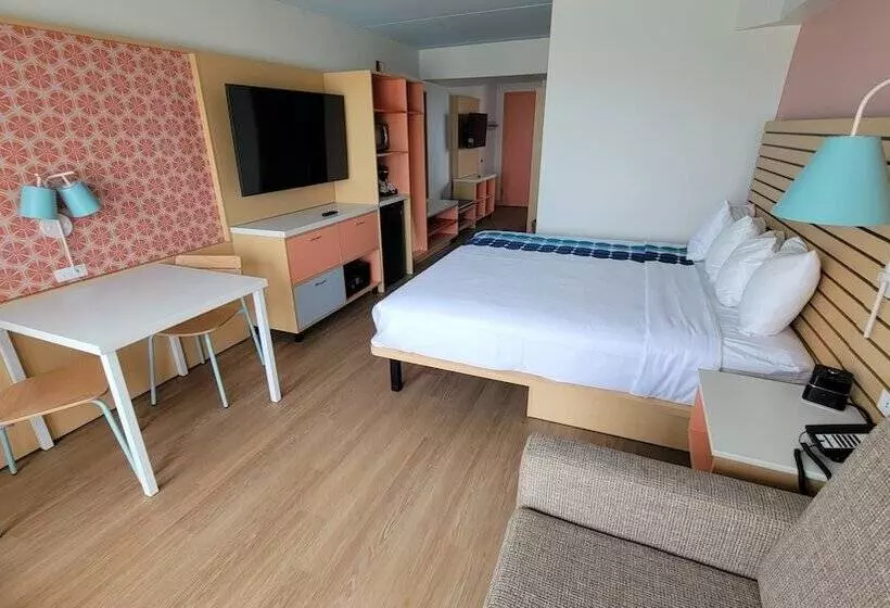 モーテル Golden Sands Oceanfront