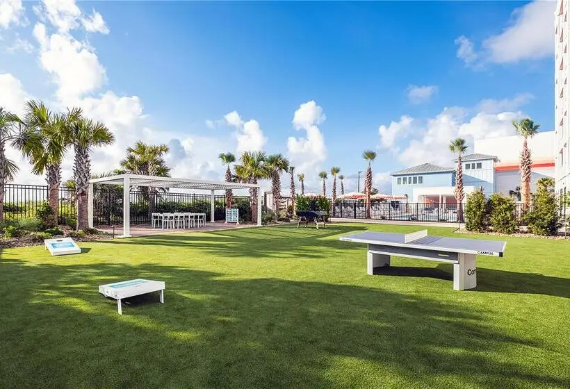 モーテル Golden Sands Oceanfront