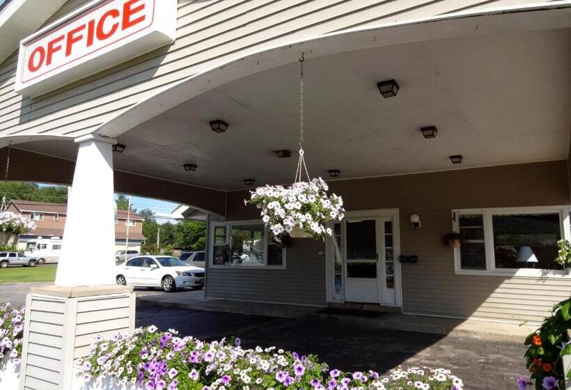 فندق على الطريق Gorham Motor Inn