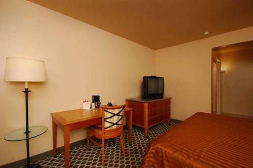 Мотель Airport Inn Downtown