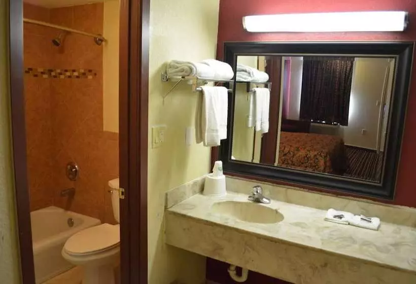 모텔 Royal Inn Greenville