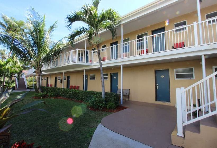 Oceans Beach Resort & Suites