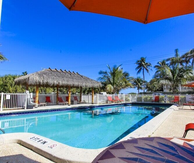 Oceans Beach Resort & Suites