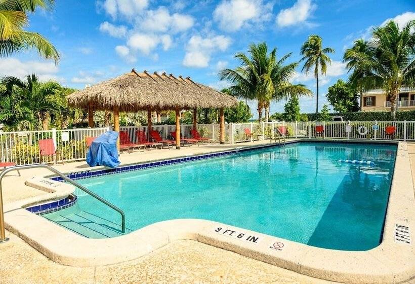 Oceans Beach Resort & Suites