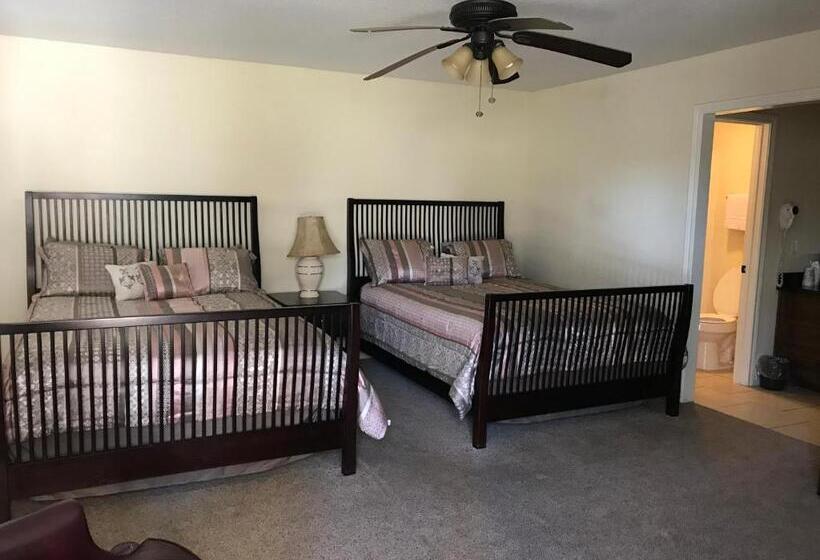 Resort Columbia Lakes Hotel & Conference Center