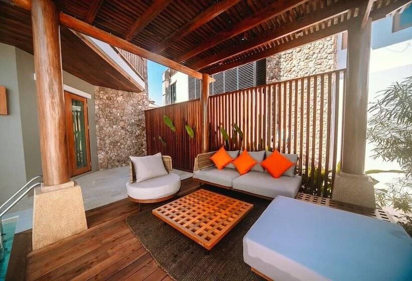 Szálloda Yotaka Khanom