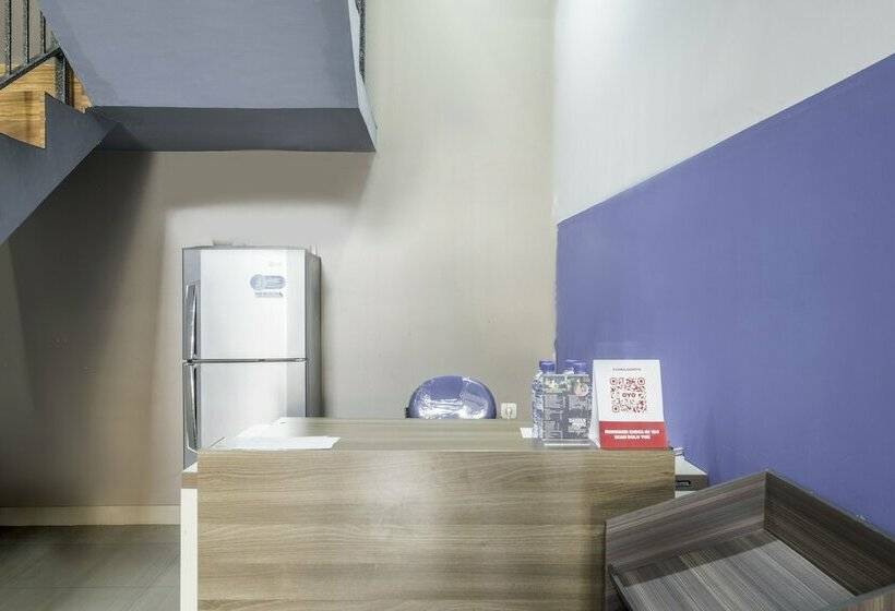 בית מלון כפרי Zleepy Sasana Budaya By Oyo Rooms