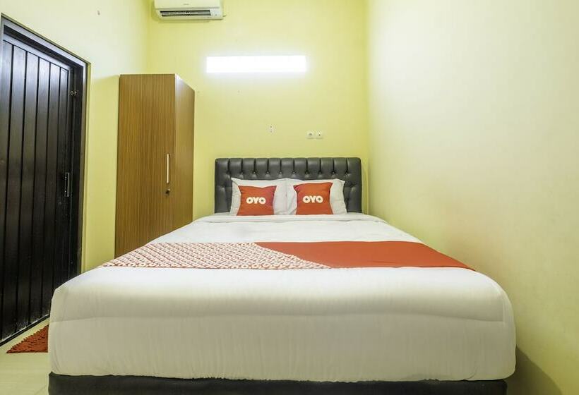 בית מלון כפרי Zleepy Sasana Budaya By Oyo Rooms