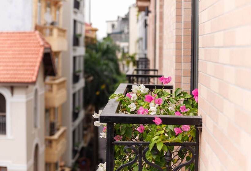 Mersey Central Hanoi Apart