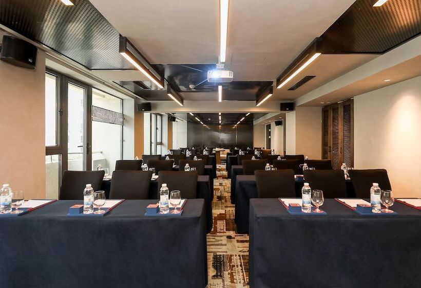 Ethoshotel Wuhan Riverside