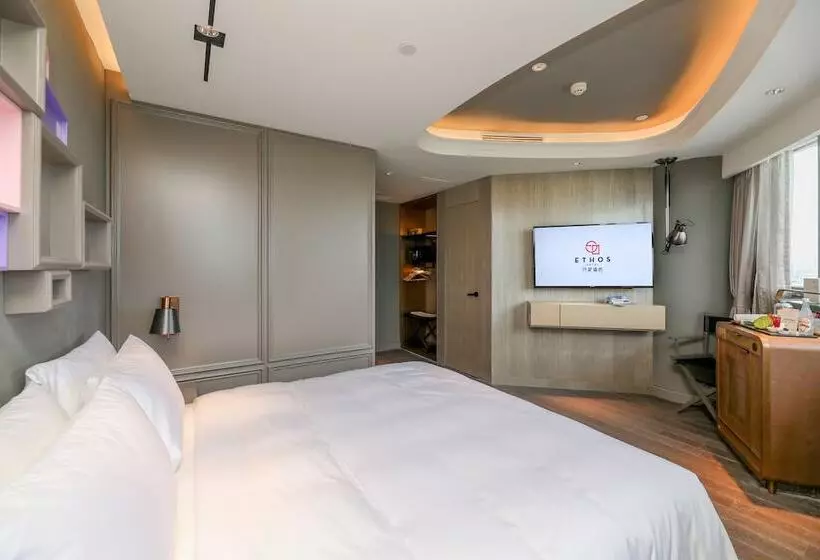 Ethoshotel Wuhan Riverside