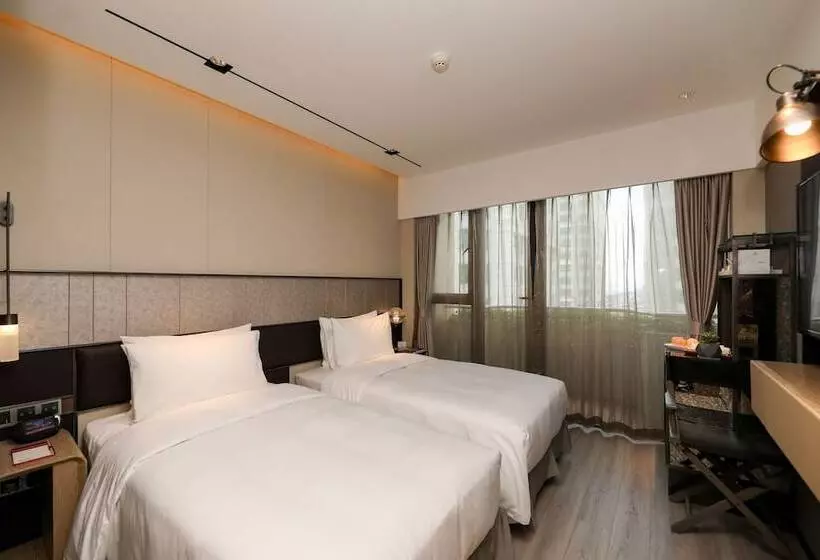 Ethoshotel Wuhan Riverside
