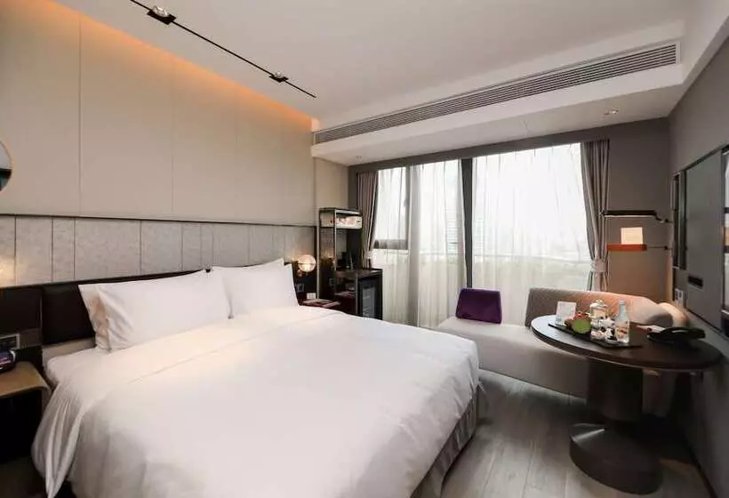 Ethoshotel Wuhan Riverside