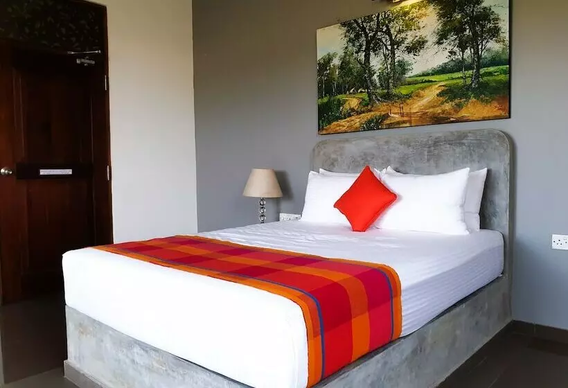 ホテル Akash Retreat And Spa