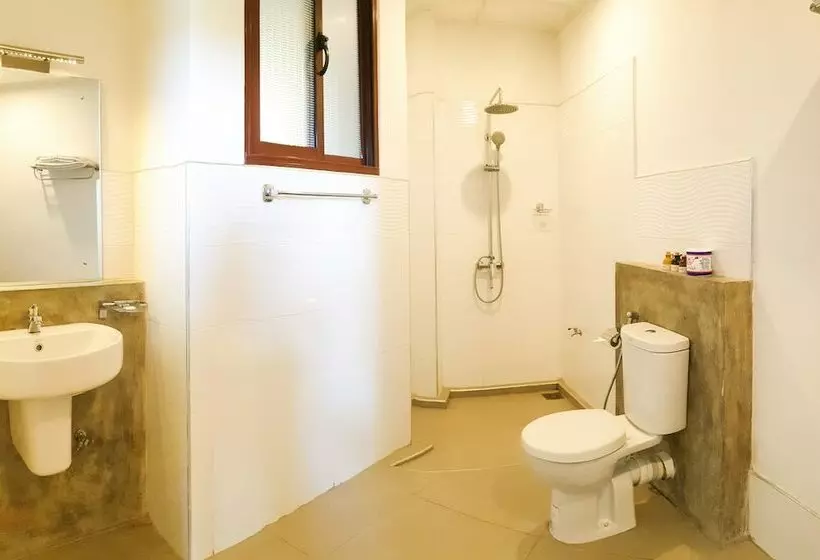 ホテル Akash Retreat And Spa