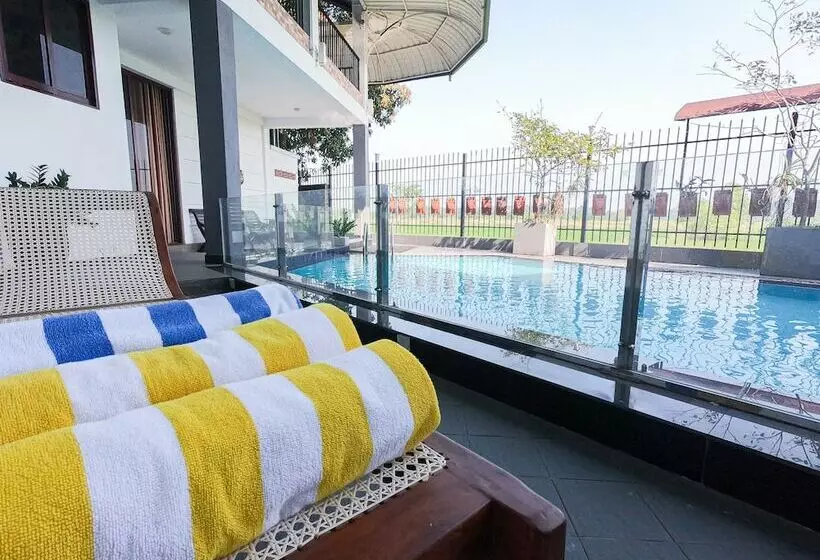 ホテル Akash Retreat And Spa