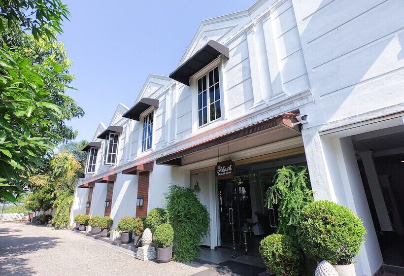 فندق Akash Retreat And Spa