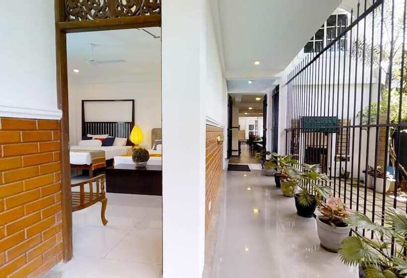 فندق Akash Retreat And Spa