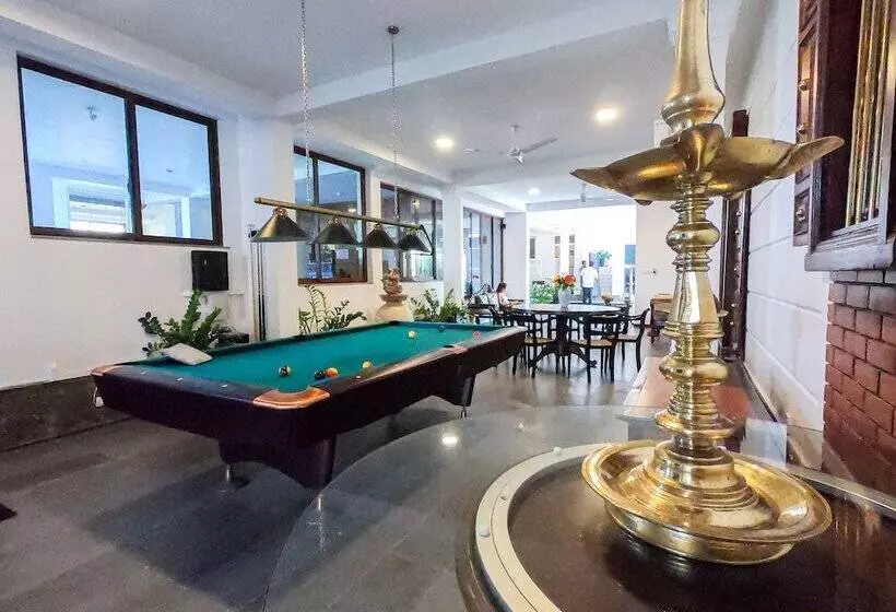 ホテル Akash Retreat And Spa