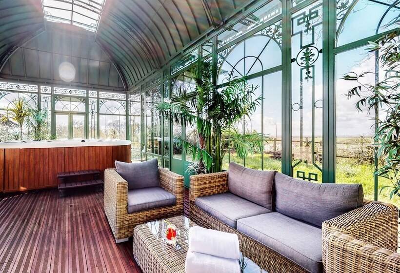 בית מלון כפרי Chateau De Tressé